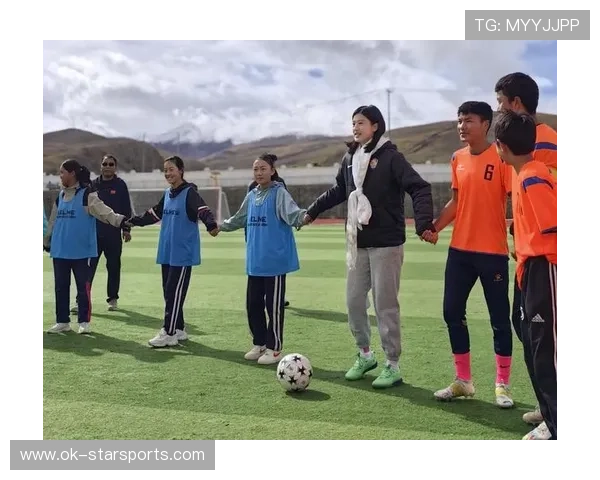 俱乐部与城市联手启动青少年足球公益项目